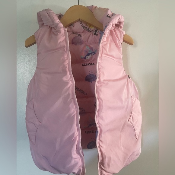 ❗️SOLD❗️Reversible Pink Puff Vest for Girls - Picture 2 of 5